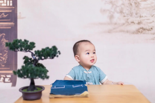 代怀哪里最便宜宝宝眼屎多是什么原因 代怀哪里最便宜宝宝眼屎多是什么原因